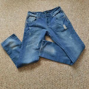 Fiend Men's Size 32x32 jeans lightly distressed. Pre-owned